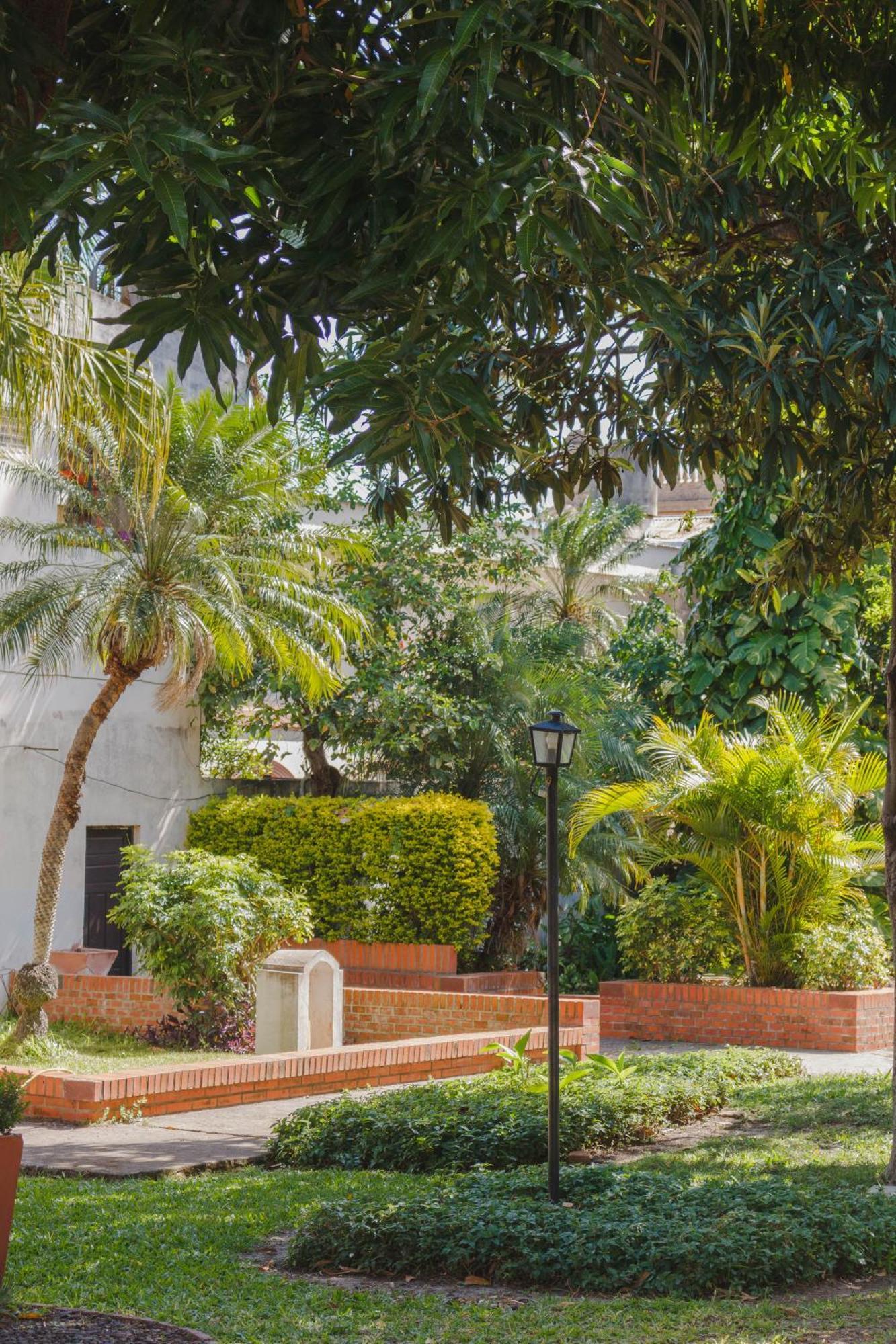 Alojamiento En Pleno Centro De Corrientes Exterior photo